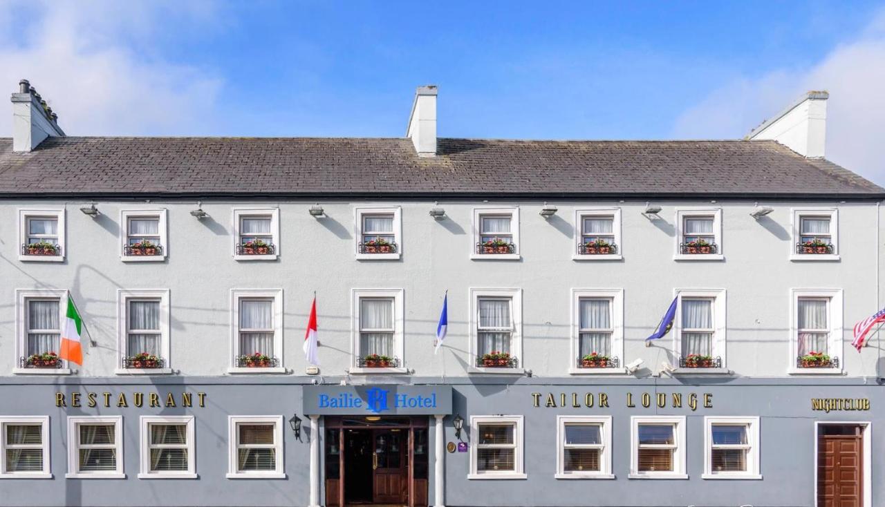 ホテル The Bailie, Main St Bailieborough, A82T6C6 キャヴァン エクステリア 写真